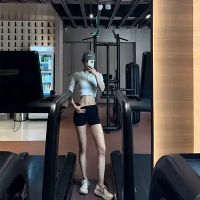 邹佑